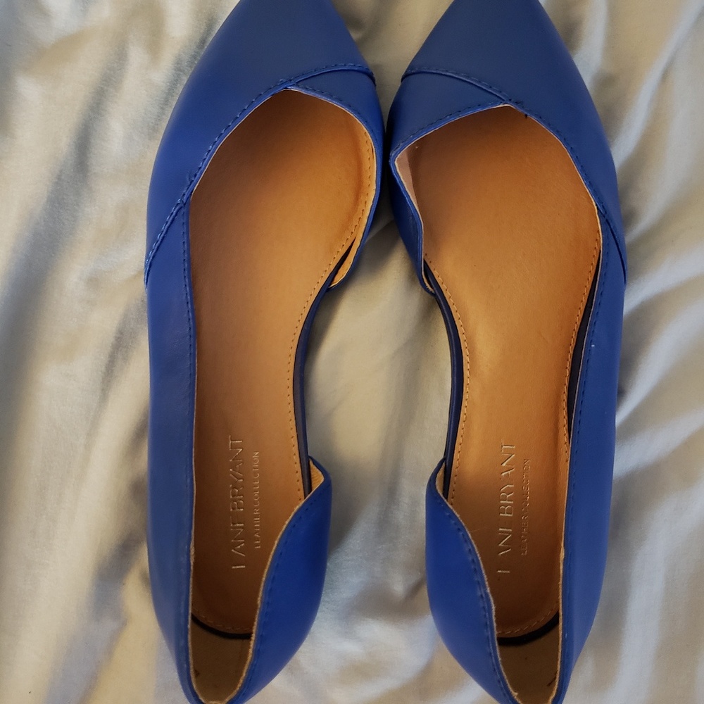 NWT Leather Flats